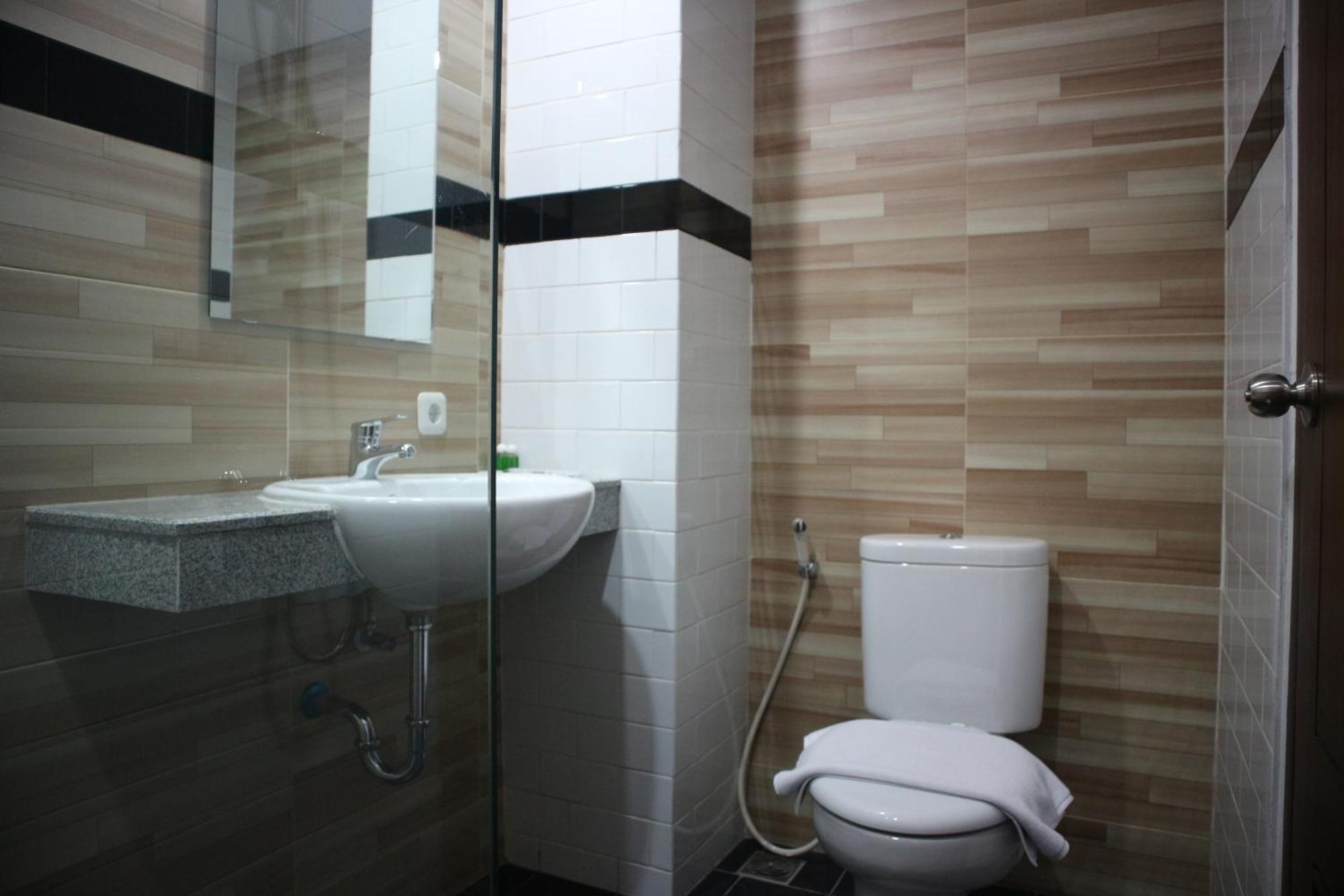 Bianco Costel Hotel Bogor Bagian luar foto