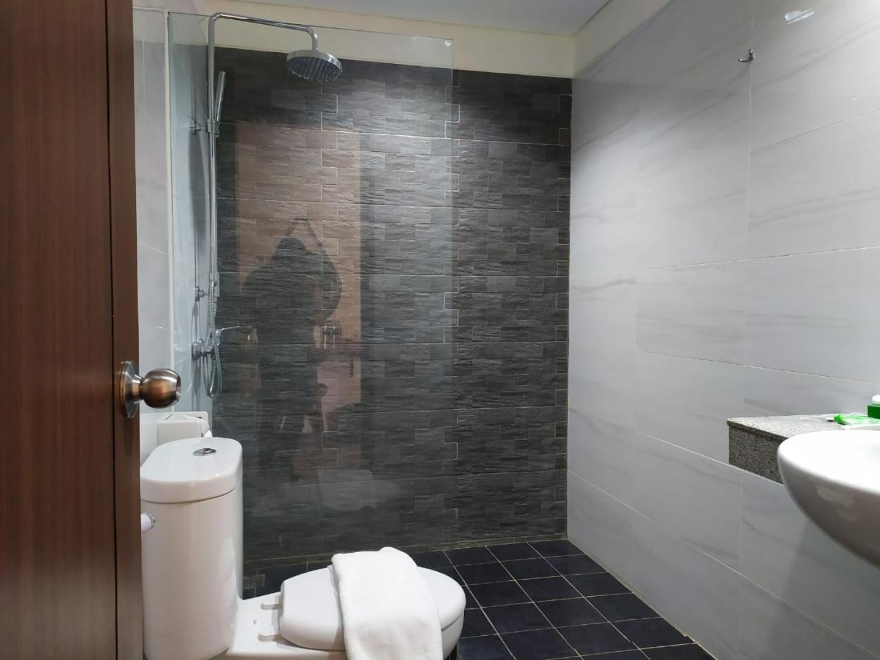 Bianco Costel Hotel Bogor Bagian luar foto